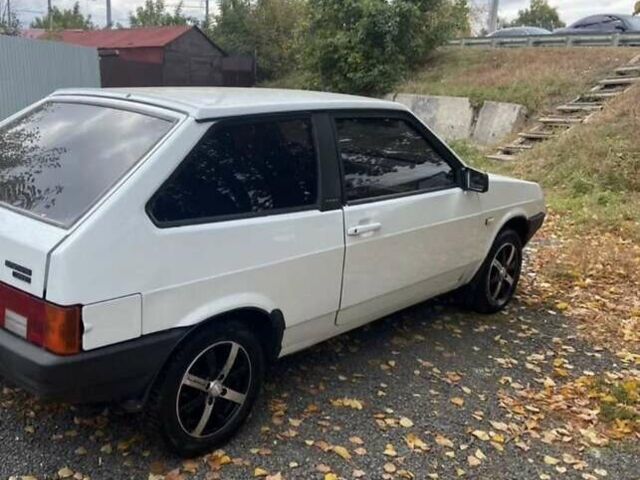 Белый ВАЗ 2108, объемом двигателя 1.3 л и пробегом 386 тыс. км за 600 $, фото 3 на Automoto.ua