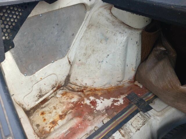 Білий ВАЗ 2108, об'ємом двигуна 1.3 л та пробігом 145 тис. км за 1300 $, фото 18 на Automoto.ua