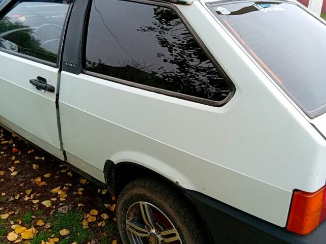 Белый ВАЗ 2108, объемом двигателя 1.3 л и пробегом 0 тыс. км за 1250 $, фото 5 на Automoto.ua