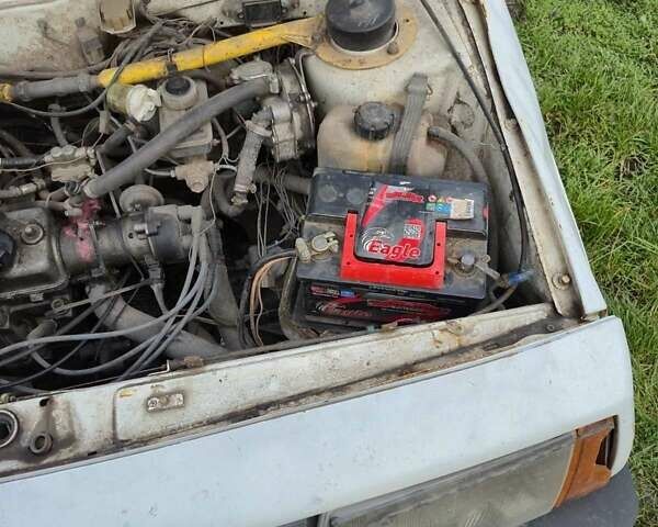 Белый ВАЗ 2108, объемом двигателя 1.3 л и пробегом 150 тыс. км за 500 $, фото 2 на Automoto.ua