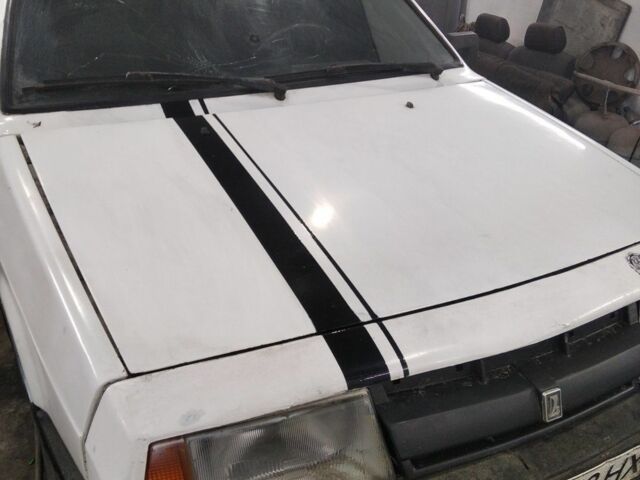 Белый ВАЗ 2108, объемом двигателя 1.3 л и пробегом 89 тыс. км за 850 $, фото 1 на Automoto.ua