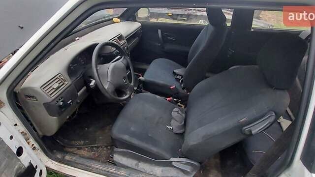 Белый ВАЗ 2108, объемом двигателя 1.6 л и пробегом 288 тыс. км за 600 $, фото 12 на Automoto.ua