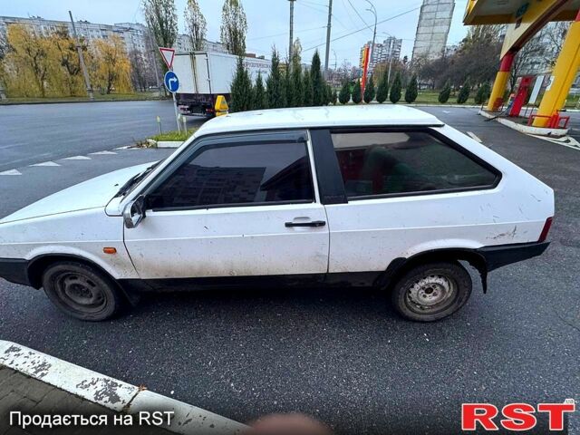 Белый ВАЗ 2108, объемом двигателя 1.3 л и пробегом 99 тыс. км за 850 $, фото 5 на Automoto.ua