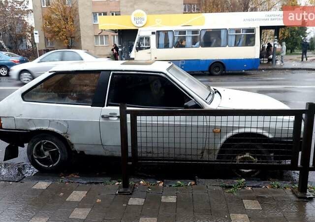 Білий ВАЗ 2108, об'ємом двигуна 1.8 л та пробігом 200 тис. км за 450 $, фото 2 на Automoto.ua