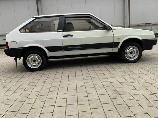 Белый ВАЗ 2108, объемом двигателя 0 л и пробегом 300 тыс. км за 770 $, фото 3 на Automoto.ua