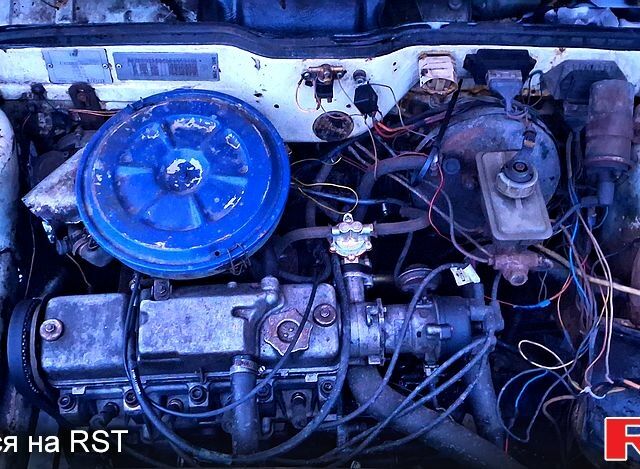 Белый ВАЗ 2108, объемом двигателя 1.5 л и пробегом 250 тыс. км за 500 $, фото 9 на Automoto.ua