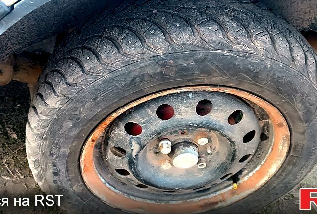 Белый ВАЗ 2108, объемом двигателя 13 л и пробегом 311 тыс. км за 700 $, фото 4 на Automoto.ua