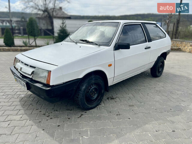 Белый ВАЗ 2108, объемом двигателя 1.5 л и пробегом 168 тыс. км за 1200 $, фото 1 на Automoto.ua
