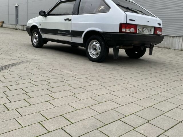 Белый ВАЗ 2108, объемом двигателя 0 л и пробегом 300 тыс. км за 770 $, фото 4 на Automoto.ua