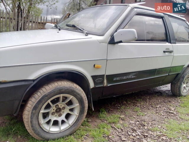 Белый ВАЗ 2108, объемом двигателя 1.3 л и пробегом 170 тыс. км за 700 $, фото 2 на Automoto.ua
