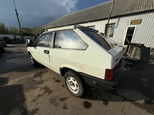 Белый ВАЗ 2108, объемом двигателя 1.3 л и пробегом 50 тыс. км за 710 $, фото 3 на Automoto.ua