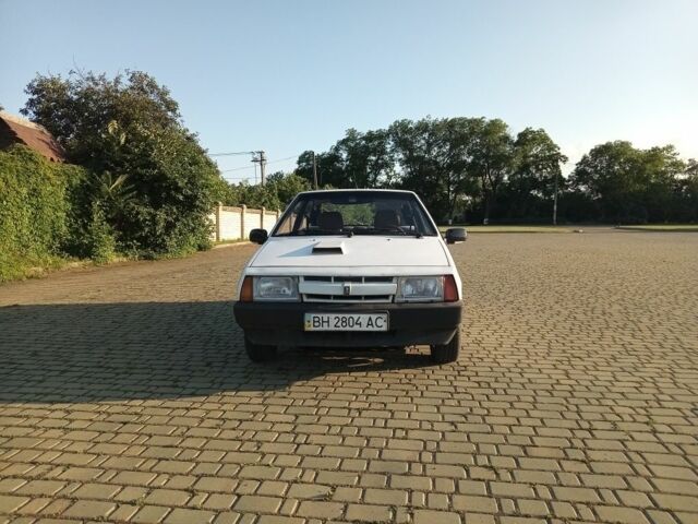 ВАЗ 2108 1988 в Одессе на Automoto.ua Белый ВАЗ 2108, объемом двигателя 1.5 л и пробегом 76 тыс. км за 850 $, фото 6 на Automoto.ua