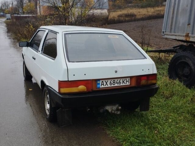 Белый ВАЗ 2108, объемом двигателя 1.3 л и пробегом 150 тыс. км за 951 $, фото 1 на Automoto.ua