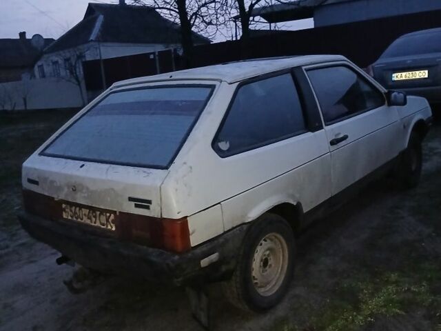 Белый ВАЗ 2108, объемом двигателя 1.5 л и пробегом 3 тыс. км за 700 $, фото 2 на Automoto.ua