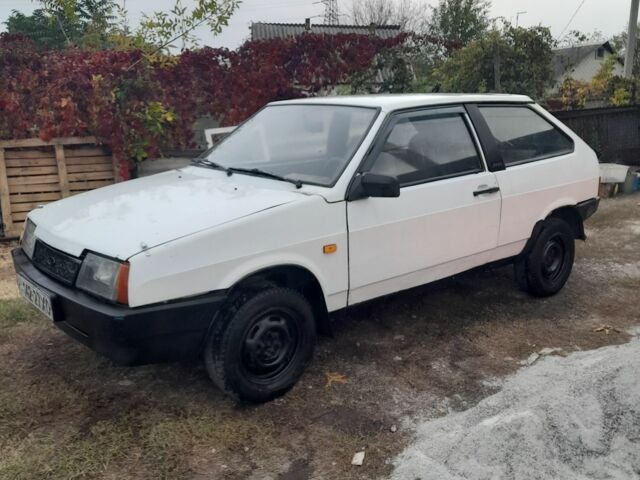 Белый ВАЗ 2108, объемом двигателя 1.3 л и пробегом 500 тыс. км за 362 $, фото 1 на Automoto.ua