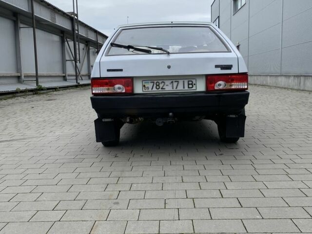 Белый ВАЗ 2108, объемом двигателя 0 л и пробегом 300 тыс. км за 770 $, фото 2 на Automoto.ua