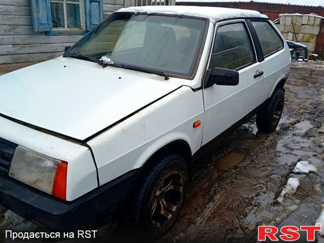 Белый ВАЗ 2108, объемом двигателя 1.5 л и пробегом 0 тыс. км за 700 $, фото 3 на Automoto.ua