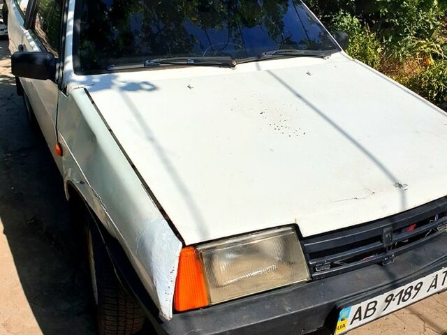 Белый ВАЗ 2108, объемом двигателя 1.5 л и пробегом 0 тыс. км за 350 $, фото 1 на Automoto.ua