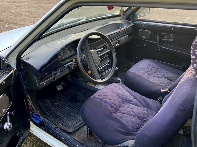 Белый ВАЗ 2108, объемом двигателя 13 л и пробегом 100 тыс. км за 850 $, фото 3 на Automoto.ua