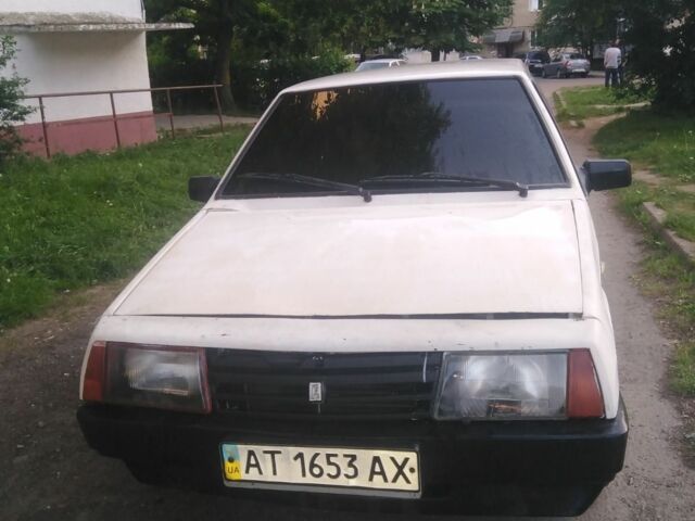 Белый ВАЗ 2108, объемом двигателя 1.3 л и пробегом 80 тыс. км за 749 $, фото 1 на Automoto.ua