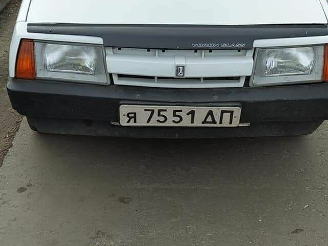 Белый ВАЗ 2108, объемом двигателя 1.3 л и пробегом 10 тыс. км за 785 $, фото 1 на Automoto.ua