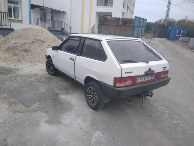 ВАЗ 2108 1989 в Никополе на Automoto.ua Белый ВАЗ 2108, объемом двигателя 0 л и пробегом 140 тыс. км за 740 $, фото 1 на Automoto.ua