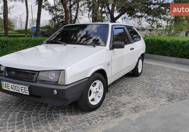 Белый ВАЗ 2108, объемом двигателя 1.5 л и пробегом 850 тыс. км за 1700 $, фото 4 на Automoto.ua