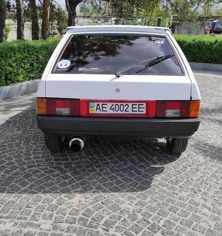 Белый ВАЗ 2108, объемом двигателя 1.5 л и пробегом 850 тыс. км за 1700 $, фото 6 на Automoto.ua