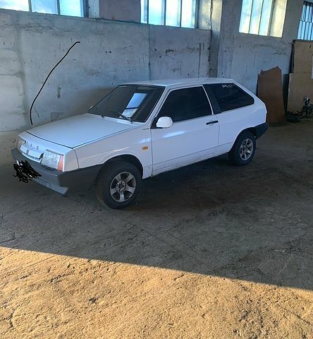 Белый ВАЗ 2108, объемом двигателя 1.5 л и пробегом 0 тыс. км за 1600 $, фото 2 на Automoto.ua
