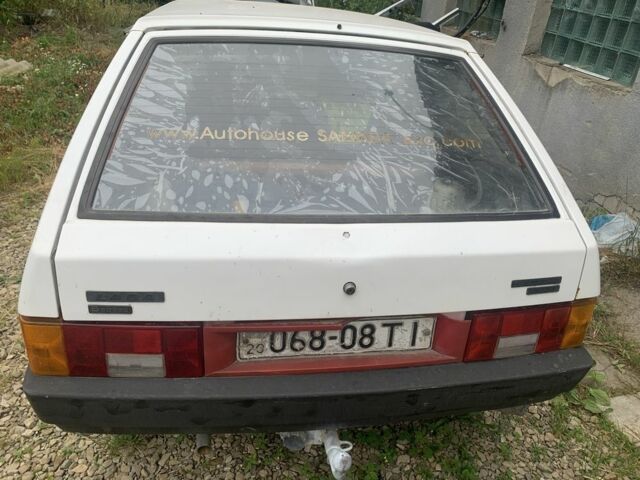 Белый ВАЗ 2108, объемом двигателя 1.5 л и пробегом 92 тыс. км за 400 $, фото 6 на Automoto.ua