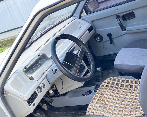 Белый ВАЗ 2108, объемом двигателя 1.3 л и пробегом 120 тыс. км за 1400 $, фото 3 на Automoto.ua