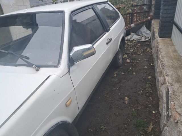 Белый ВАЗ 2108, объемом двигателя 1 л и пробегом 55 тыс. км за 477 $, фото 4 на Automoto.ua