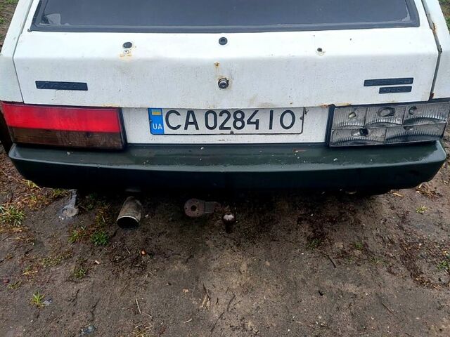 Белый ВАЗ 2108, объемом двигателя 1.3 л и пробегом 145 тыс. км за 800 $, фото 1 на Automoto.ua