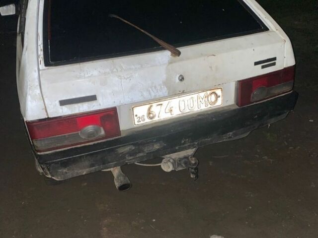 Білий ВАЗ 2108, об'ємом двигуна 1 л та пробігом 200 тис. км за 403 $, фото 2 на Automoto.ua