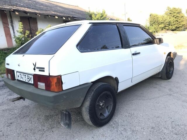 Белый ВАЗ 2108, объемом двигателя 0 л и пробегом 211 тыс. км за 1150 $, фото 1 на Automoto.ua