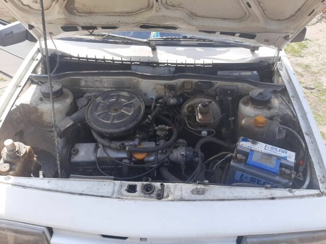 Белый ВАЗ 2108, объемом двигателя 0 л и пробегом 200 тыс. км за 483 $, фото 7 на Automoto.ua