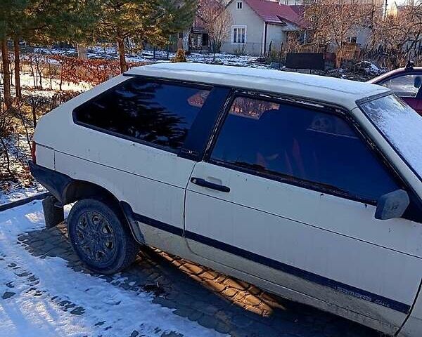 Белый ВАЗ 2108, объемом двигателя 1.1 л и пробегом 400 тыс. км за 850 $, фото 4 на Automoto.ua