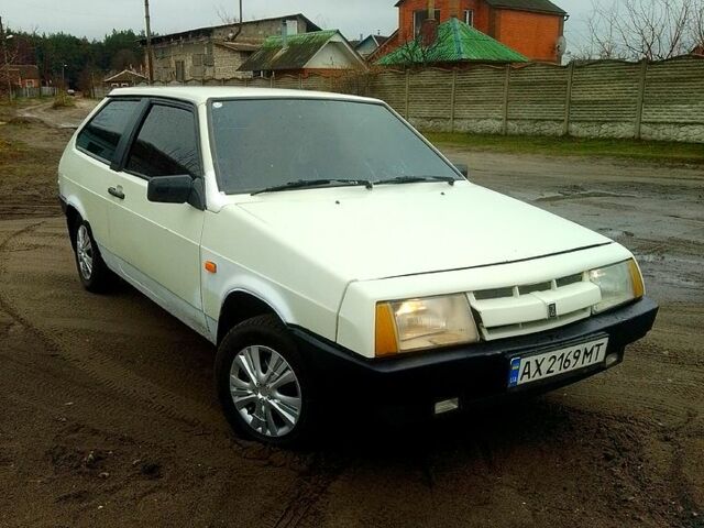 Белый ВАЗ 2108, объемом двигателя 1.1 л и пробегом 0 тыс. км за 800 $, фото 3 на Automoto.ua