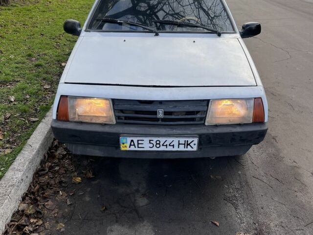 Белый ВАЗ 2108, объемом двигателя 1.5 л и пробегом 93 тыс. км за 602 $, фото 4 на Automoto.ua