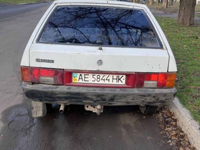 Белый ВАЗ 2108, объемом двигателя 1.5 л и пробегом 93 тыс. км за 602 $, фото 3 на Automoto.ua