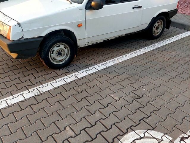 Белый ВАЗ 2108, объемом двигателя 1.3 л и пробегом 0 тыс. км за 1300 $, фото 2 на Automoto.ua