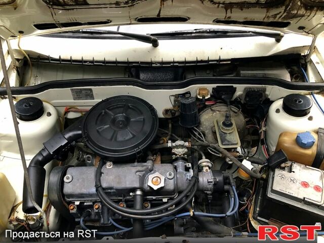 Белый ВАЗ 2108, объемом двигателя 1.3 л и пробегом 75 тыс. км за 1300 $, фото 6 на Automoto.ua