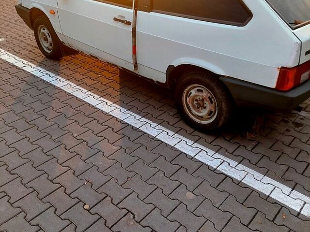 Белый ВАЗ 2108, объемом двигателя 1.3 л и пробегом 0 тыс. км за 1300 $, фото 3 на Automoto.ua