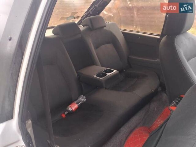 Белый ВАЗ 2108, объемом двигателя 1 л и пробегом 175 тыс. км за 600 $, фото 1 на Automoto.ua