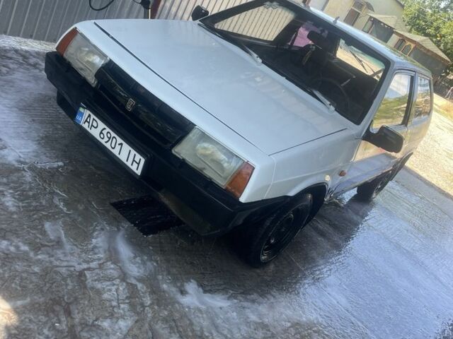 Белый ВАЗ 2108, объемом двигателя 1.3 л и пробегом 320 тыс. км за 700 $, фото 4 на Automoto.ua