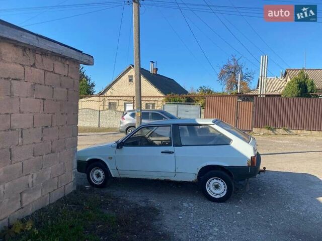 Білий ВАЗ 2108, об'ємом двигуна 1.5 л та пробігом 250 тис. км за 400 $, фото 4 на Automoto.ua