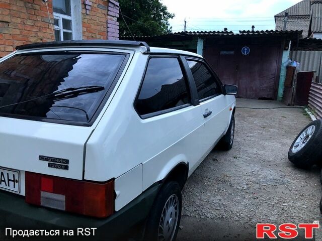 Белый ВАЗ 2108, объемом двигателя 1.3 л и пробегом 75 тыс. км за 1300 $, фото 1 на Automoto.ua