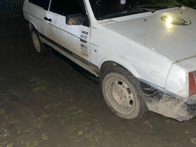 Білий ВАЗ 2108, об'ємом двигуна 1 л та пробігом 200 тис. км за 403 $, фото 3 на Automoto.ua