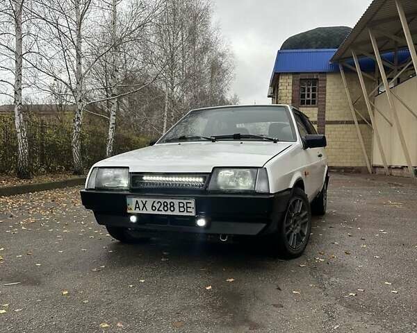 Білий ВАЗ 2108, об'ємом двигуна 1.6 л та пробігом 200 тис. км за 2500 $, фото 3 на Automoto.ua
