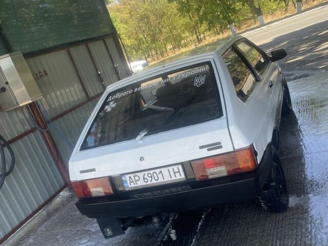 Белый ВАЗ 2108, объемом двигателя 1.3 л и пробегом 320 тыс. км за 700 $, фото 1 на Automoto.ua